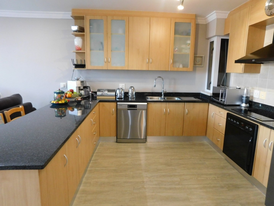 3 Bedroom Property for Sale in Harbour Island Western Cape